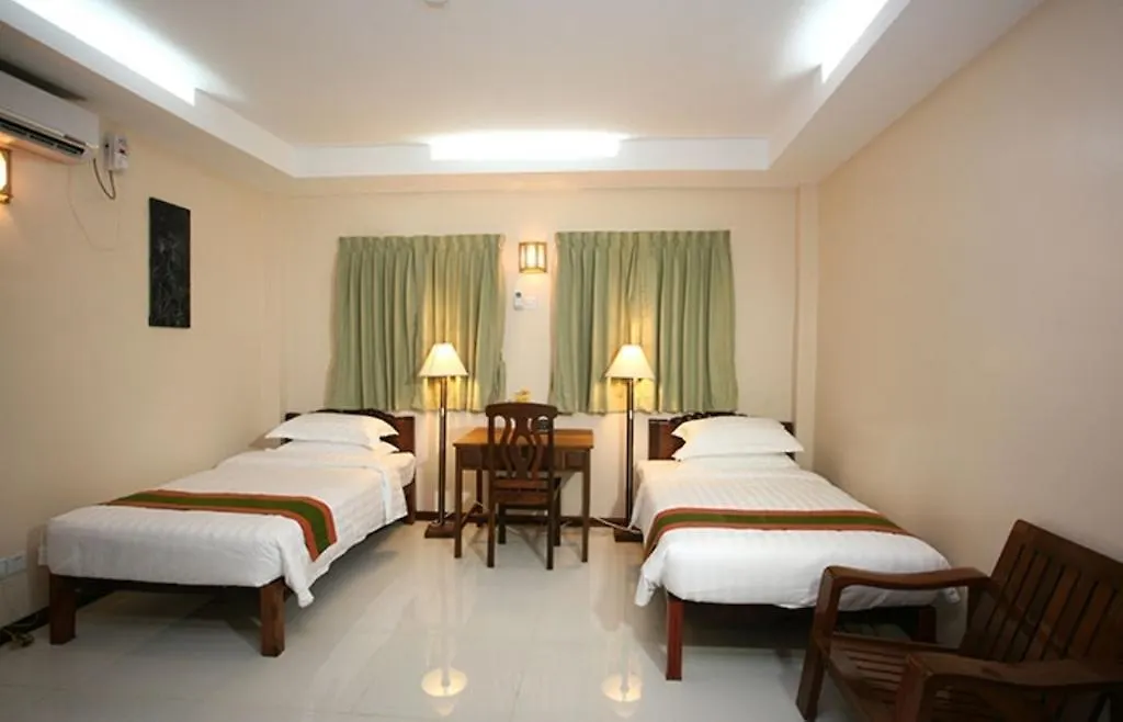 Hotel June Business Bed Breakfast Yangon Bed & Breakfast