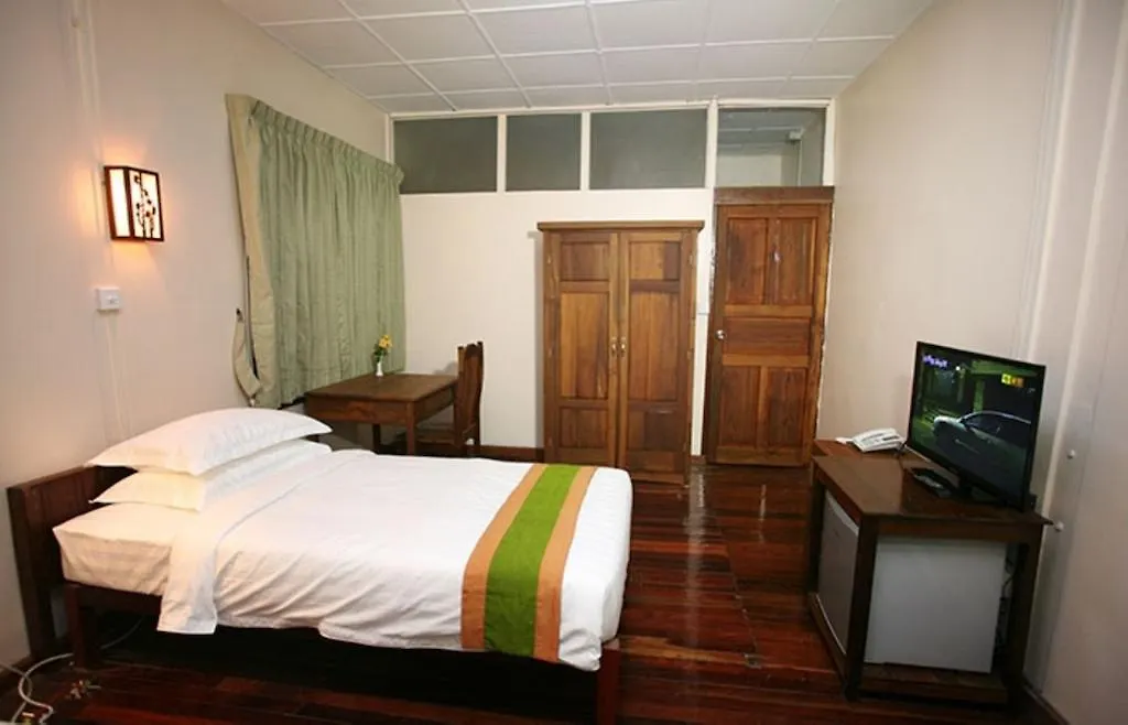 Hotel June Business Bed Breakfast Yangon