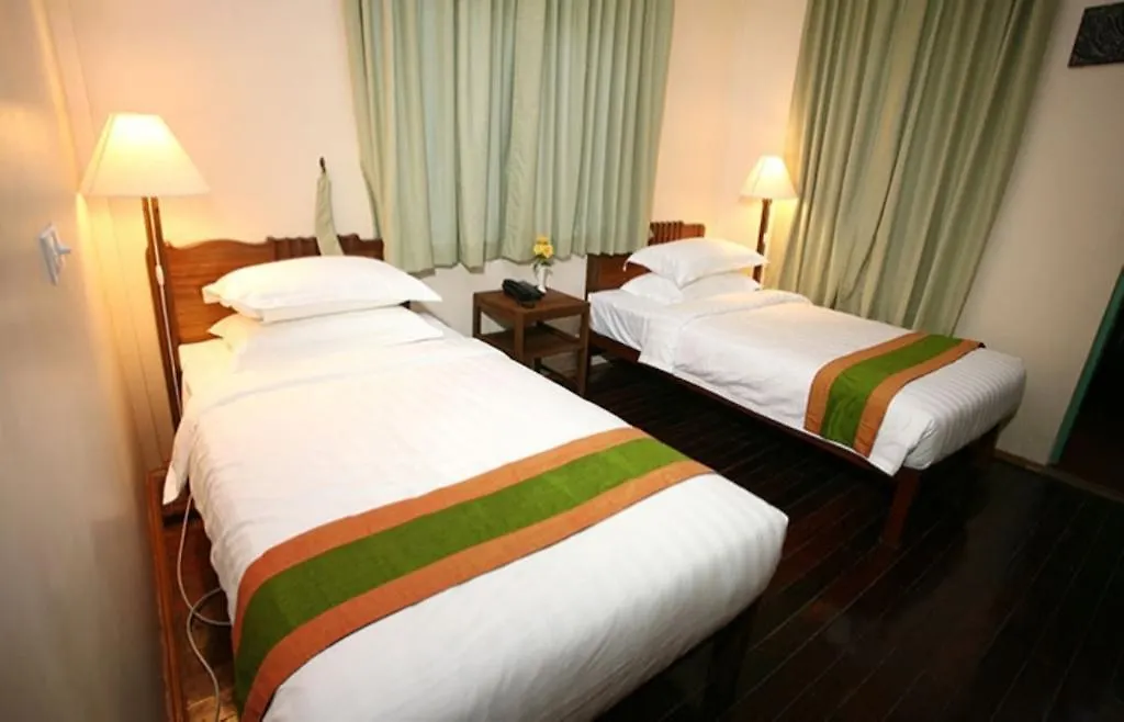 Bed & Breakfast Hotel June Business Bed Breakfast Yangon