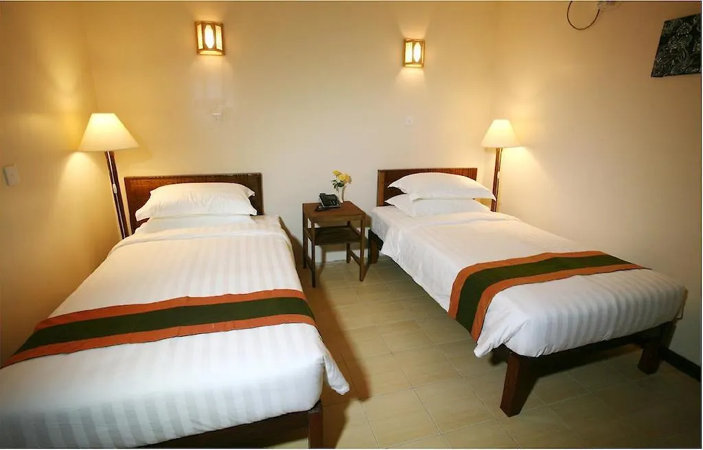 Hotel June Business Bed Breakfast Yangon 0*,  Myanmar